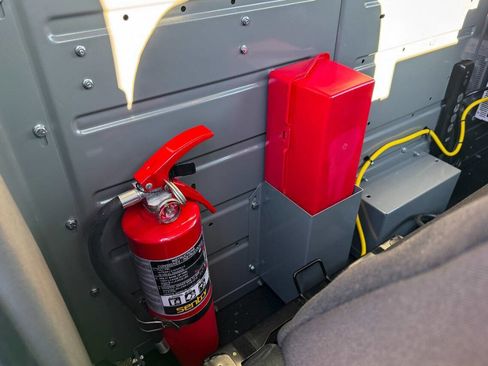 Used 2024 Ford E-Transit Low Roof image 13