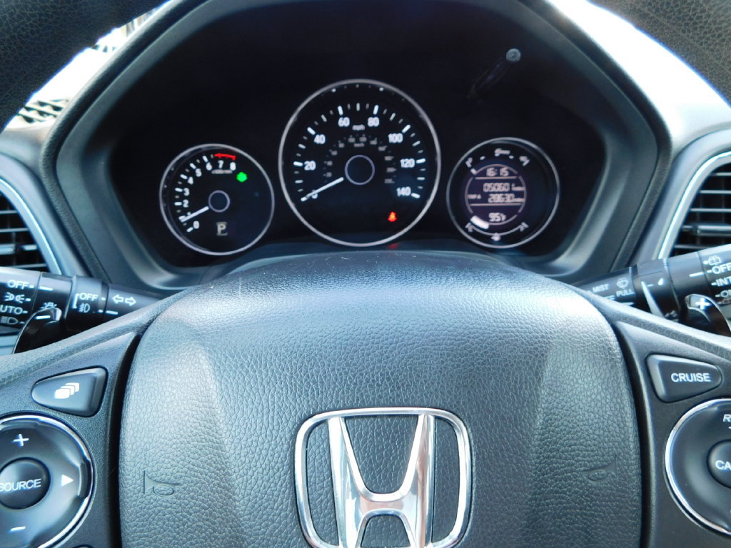Used 2016 Honda HR-V EX image 31