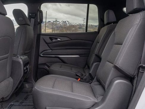 Certified 2024 Chevrolet Traverse LT AWD/4WD image 8