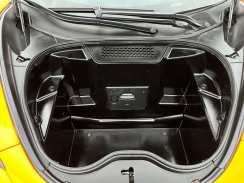 Used 2016 McLaren 570S Coupe image 30