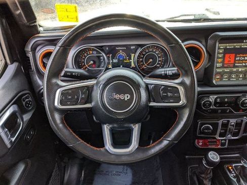 Used 2023 Jeep Gladiator Mojave w/ LED Lighting Group AWD/4WD image 10