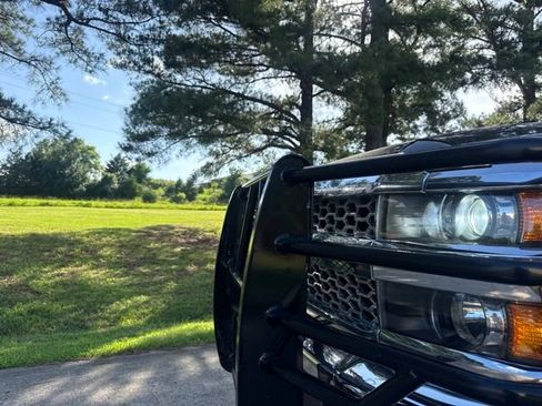 Used 2019 Chevrolet Silverado 2500 W/T w/ WT Convenience Package AWD/4WD image 10