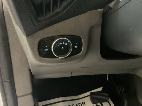 Used 2023 Ford Transit Connect XL image 8