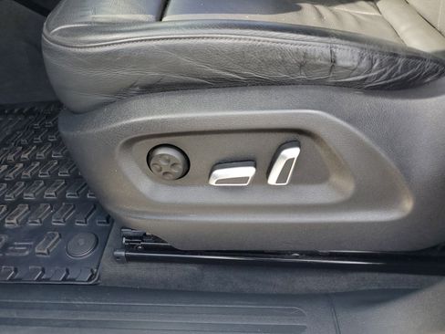 Used 2016 Audi Q5 2.0T Premium Plus w/ Technology Package image 11