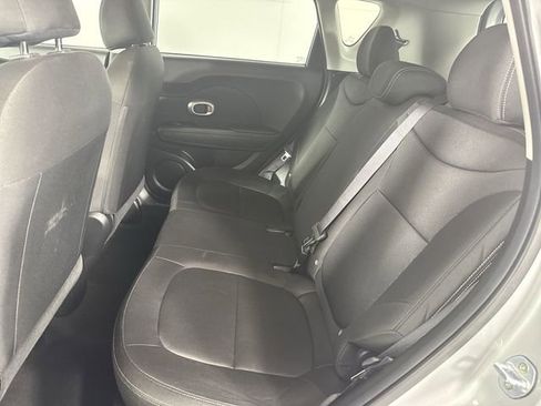 Used 2017 Kia Soul image 21