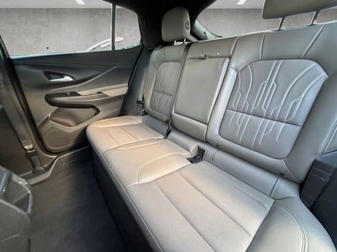 Used 2025 Buick Envista Avenir FWD image 28