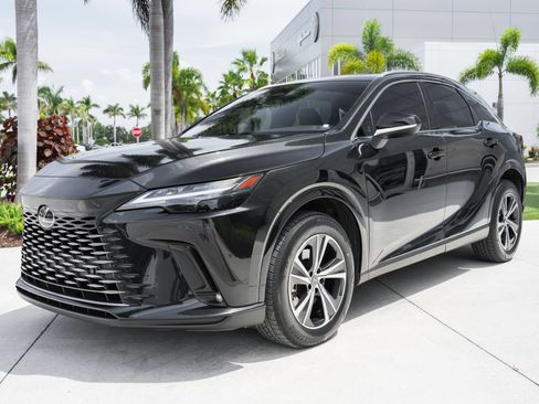 Used 2024 Lexus RX 350 Premium w/ Accessory Package (Z1) FWD image 6