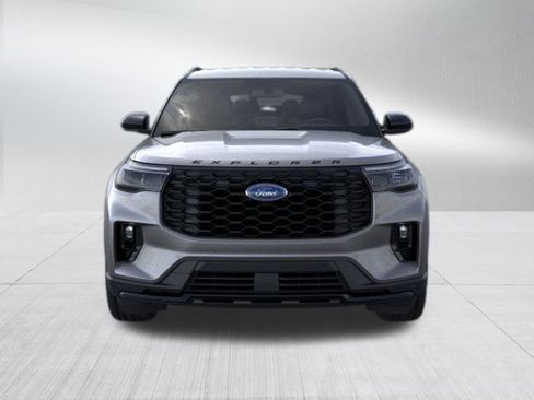 New 2026 Ford Explorer ST-Line image 2