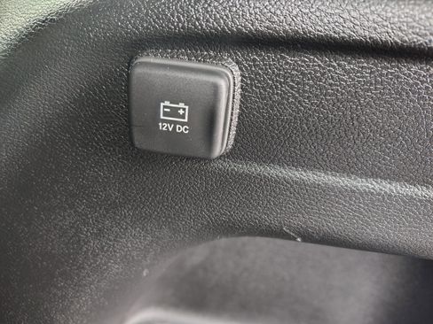 Certified 2024 Jeep Grand Cherokee L Altitude AWD/4WD image 11