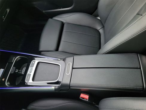 Used 2024 Mercedes-Benz GLA 250 image 22