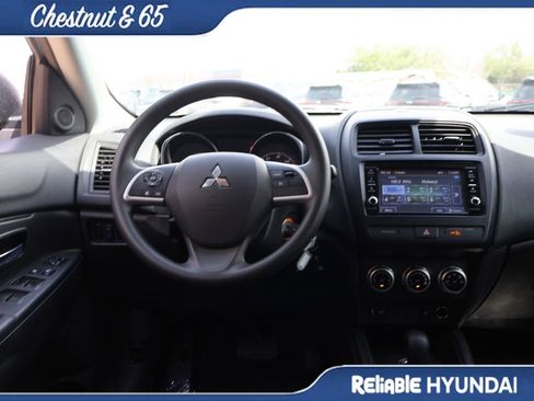 Used 2021 Mitsubishi Outlander Sport SE AWD/4WD image 19
