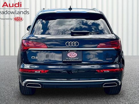 Used 2023 Audi Q5 2.0T Premium w/ Convenience Package AWD/4WD image 5