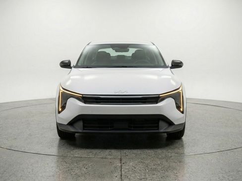 Used 2025 Kia K4 FWD image 2