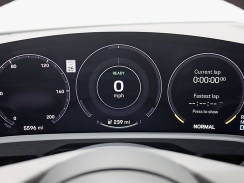 Used 2024 Porsche Taycan GTS image 17