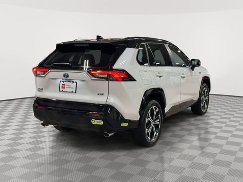 Used 2024 Toyota RAV4 XSE w/ Weather Package image 7