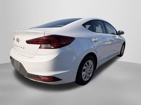 Used 2020 Hyundai Elantra SE FWD image 8
