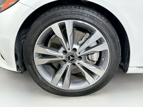 Used 2020 Mercedes-Benz C 300 Sedan image 8