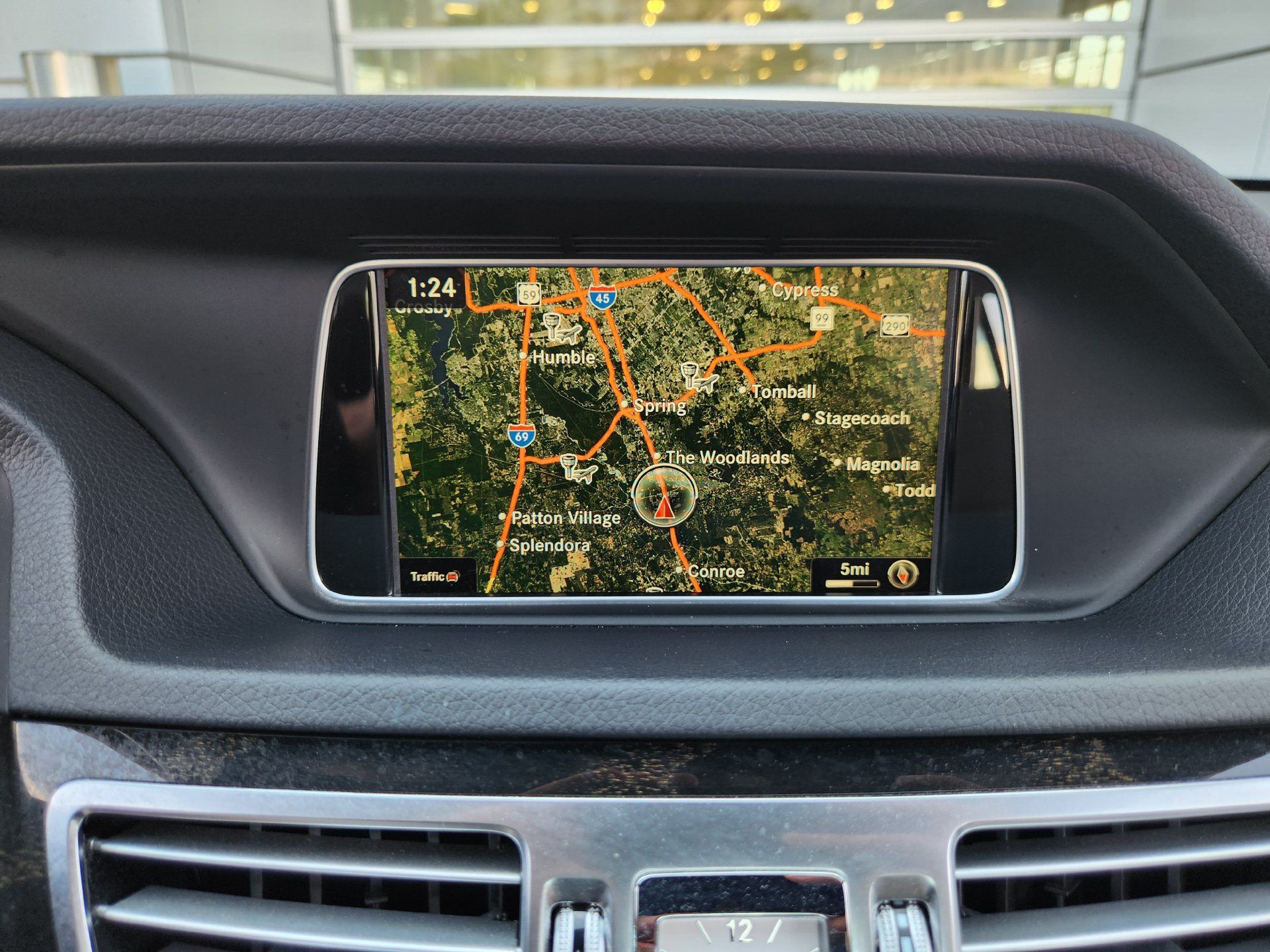 Used 2016 Mercedes-Benz E 350 Sedan image 18