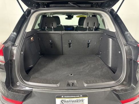 Used 2025 Chevrolet TrailBlazer LT AWD/4WD image 12