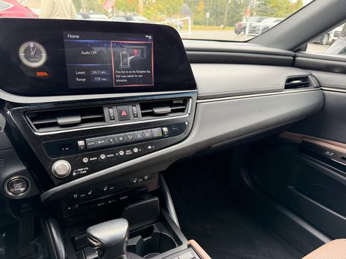 Used 2022 Lexus ES 350 w/ Premium Package image 13