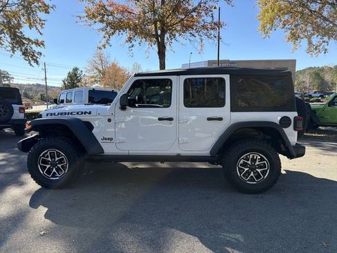 New 2026 Jeep Wrangler Unlimited Rubicon w/ Safety Group image 8