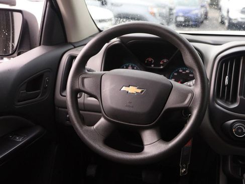 Used 2022 Chevrolet Colorado W/T RWD image 19