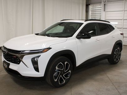 New 2026 Chevrolet Trax RS w/ Sunroof Package