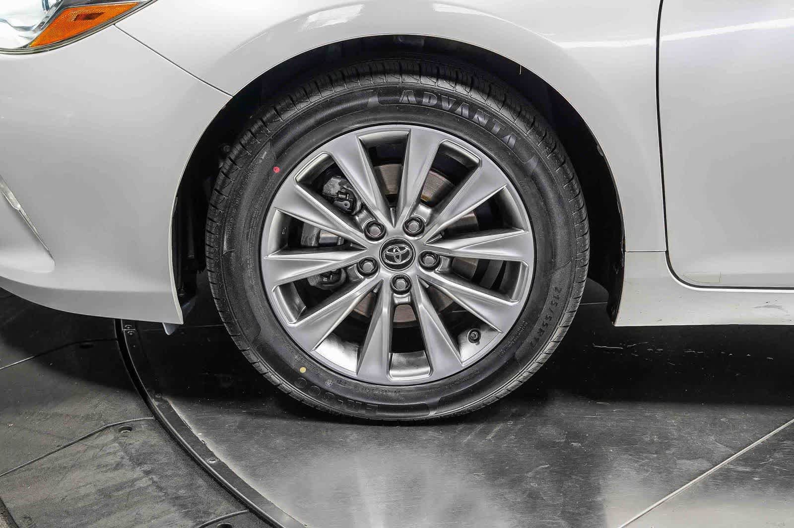 Certified 2016 Toyota Camry XLE w/ Advanced Technology Package FWD image 10