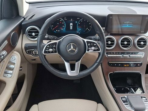 Certified 2022 Mercedes-Benz GLC 300 GLC 300 image 11