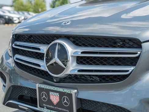 Used 2019 Mercedes-Benz GLC 300 4MATIC image 12