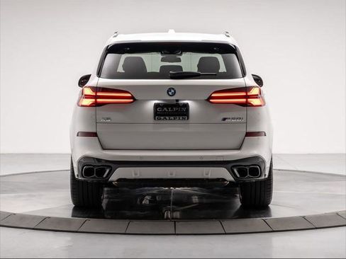 Used 2025 BMW X5 M60i w/ Executive Package image 4