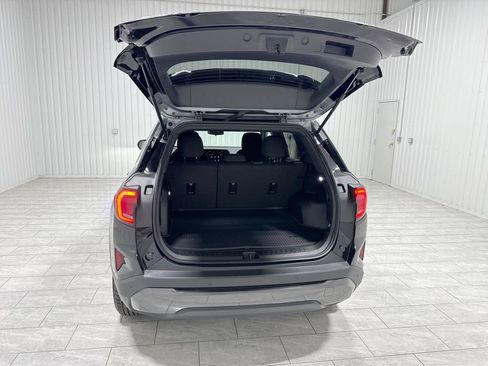 New 2027 GMC Terrain Elevation w/ LPO, Floor Liner Package FWD image 27