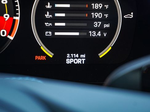 Used 2026 Porsche 911 GT3 RWD image 25