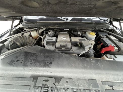 Used 2022 RAM 2500 Tradesman w/ Chrome Appearance Group image 47