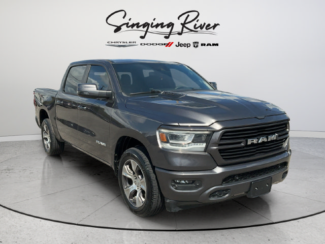 Used 2023 RAM 1500 Laramie AWD/4WD image 1