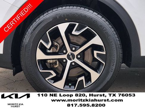 Certified 2024 Kia Sportage EX FWD image 17