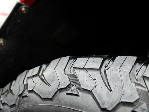 Used 2015 Ford F350 XLT w/ XLT Premium Package image 10