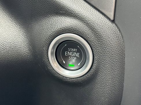 Used 2024 Chevrolet Silverado 1500 Custom RWD image 31