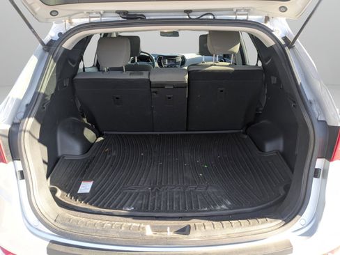 Used 2017 Hyundai Santa Fe Sport FWD image 10