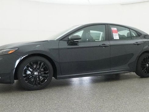 New 2026 Toyota Camry SE FWD image 18