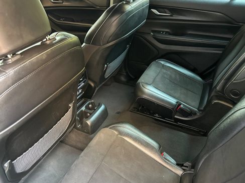 Used 2023 Jeep Grand Cherokee L Laredo AWD/4WD image 16