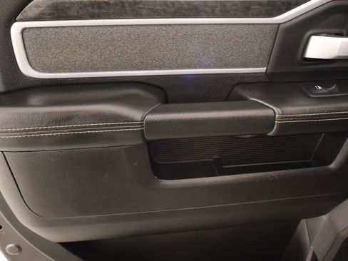 Used 2019 RAM 2500 Lone Star w/ Night Edition image 15