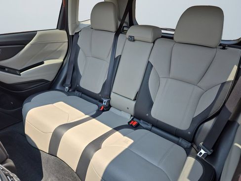 Used 2019 Subaru Forester Limited AWD/4WD image 13