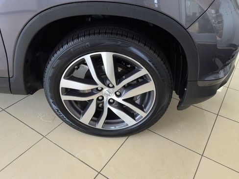 Used 2018 Honda Pilot Elite image 59