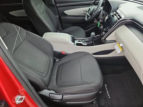 Used 2023 Hyundai Tucson SE FWD image 12
