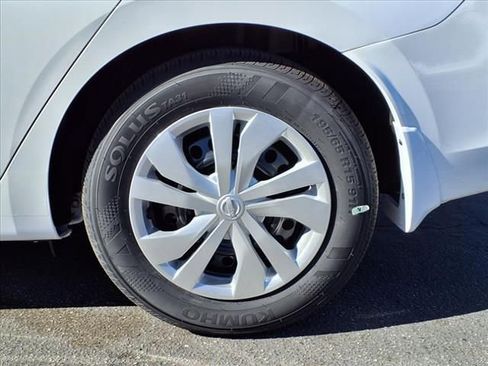 Certified 2025 Nissan Versa S w/ Trunk Package image 7