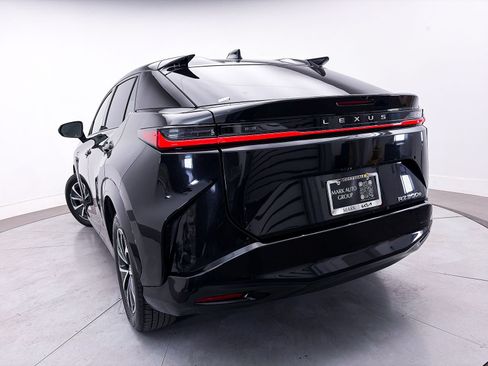 Used 2024 Lexus RZ 300e Premium w/ Accessory Package (Z1) FWD image 4