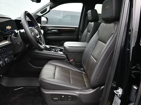 Used 2025 Chevrolet Tahoe High Country w/ Sun And Tow Package AWD/4WD image 13