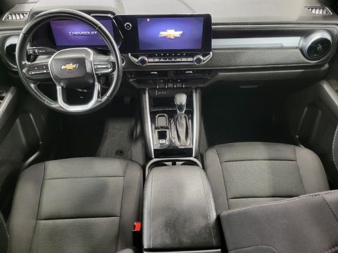 Used 2024 Chevrolet Colorado LT w/ LT Convenience Package II image 6