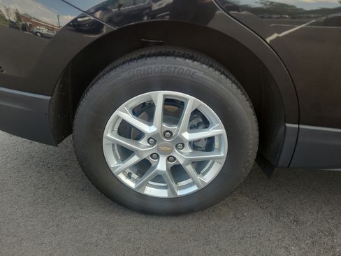 Used 2024 Chevrolet Equinox LT AWD/4WD image 11